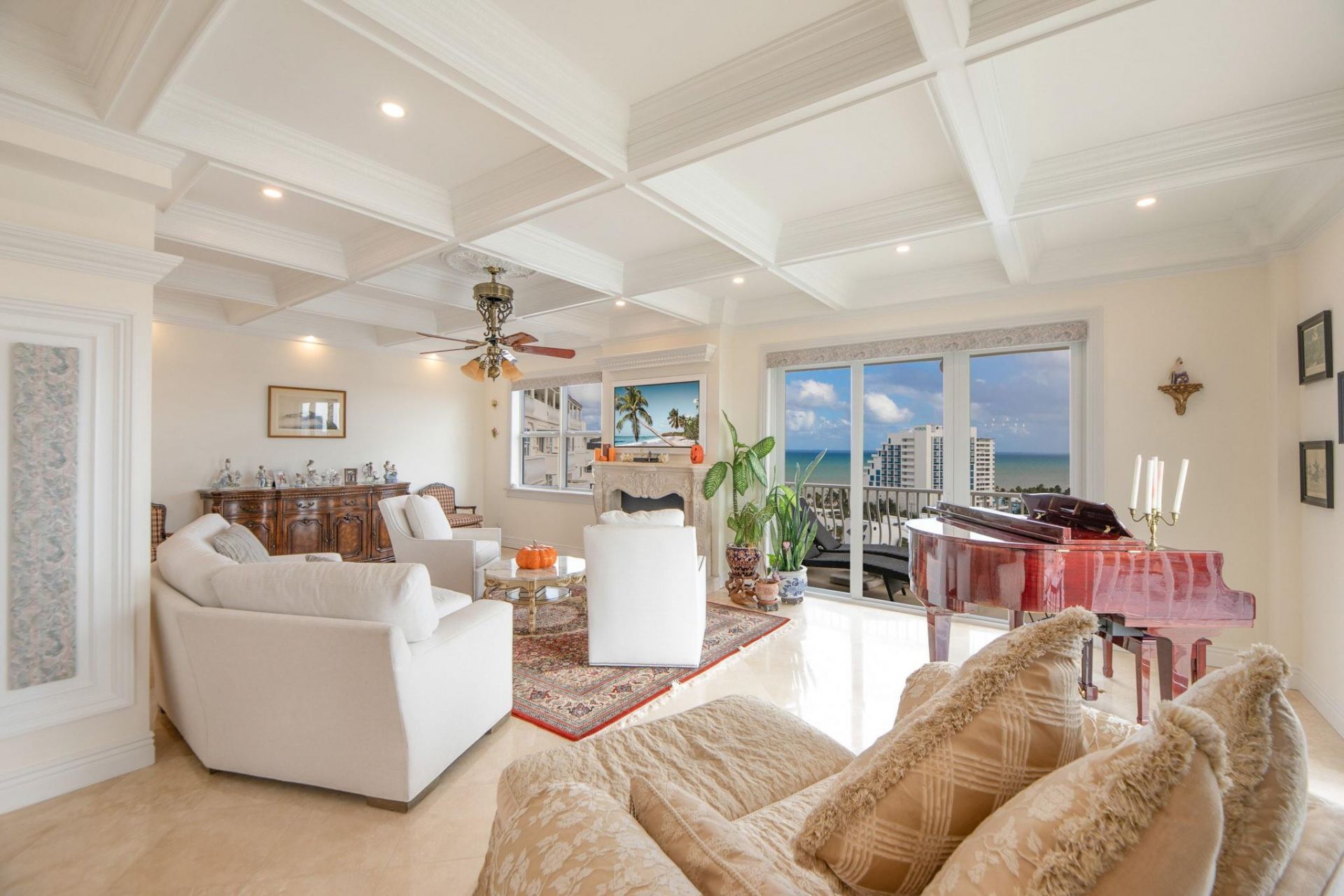 1 Las Olas Circle, Unit 1501, Fort Lauderdale, FL 33316 Photo