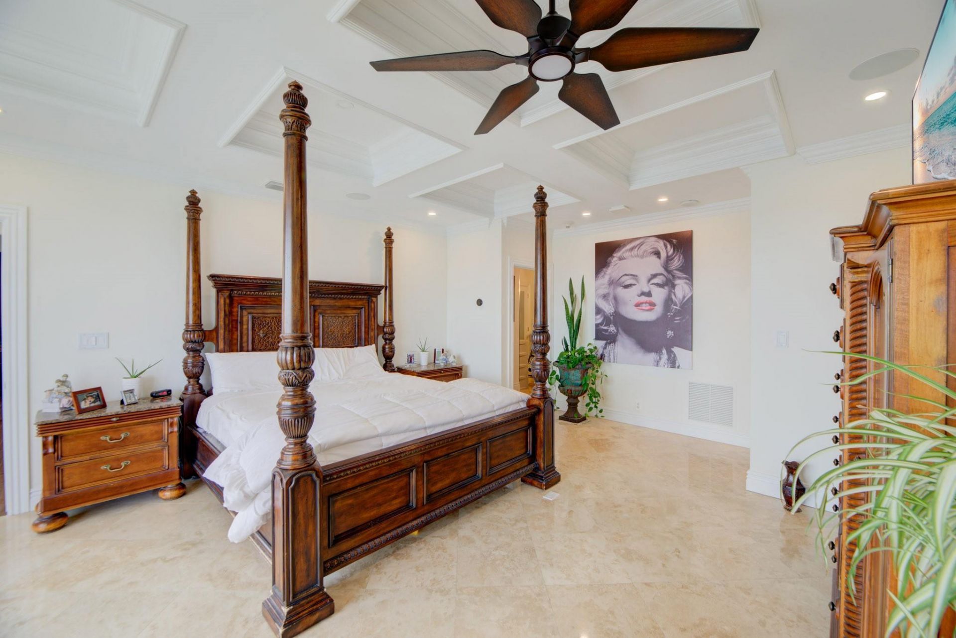 1 Las Olas Circle, Unit 1501, Fort Lauderdale, FL 33316 Photo