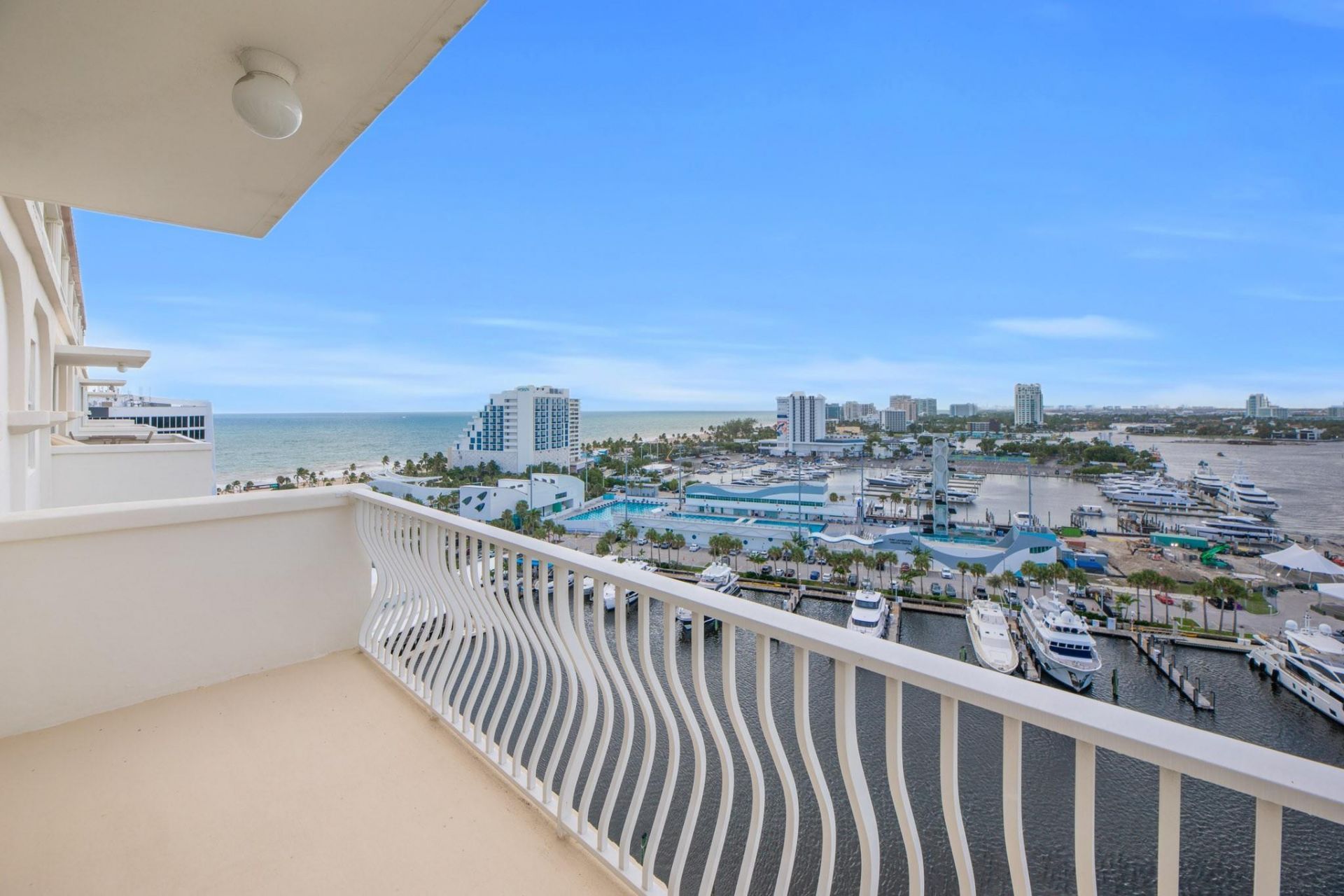 1 Las Olas Circle, Unit 1501, Fort Lauderdale, FL 33316 Photo