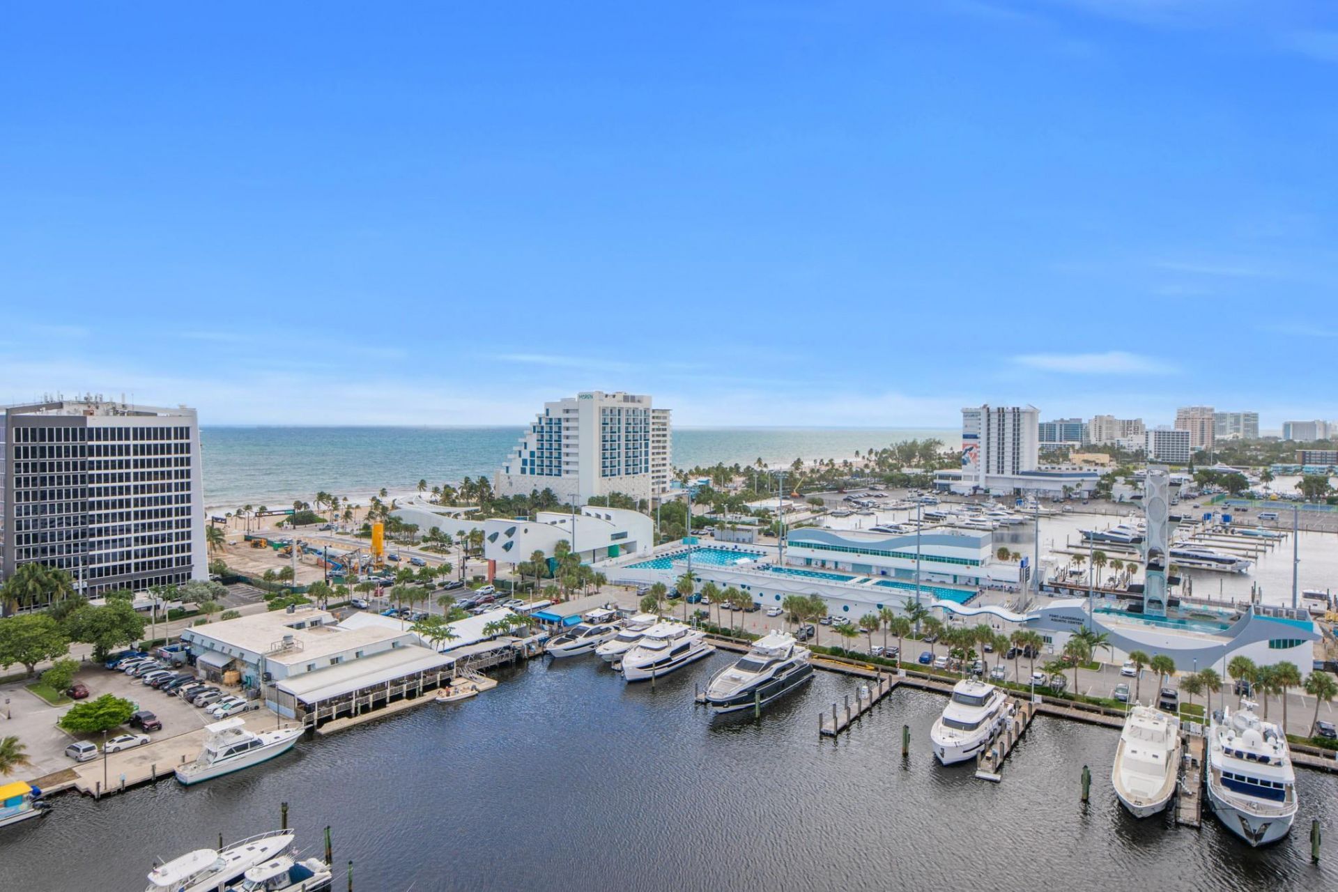 1 Las Olas Circle, Unit 1501, Fort Lauderdale, FL 33316 Photo