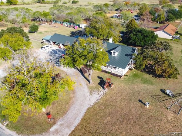 3010 E FM 1518, St Hedwig, TX 78152