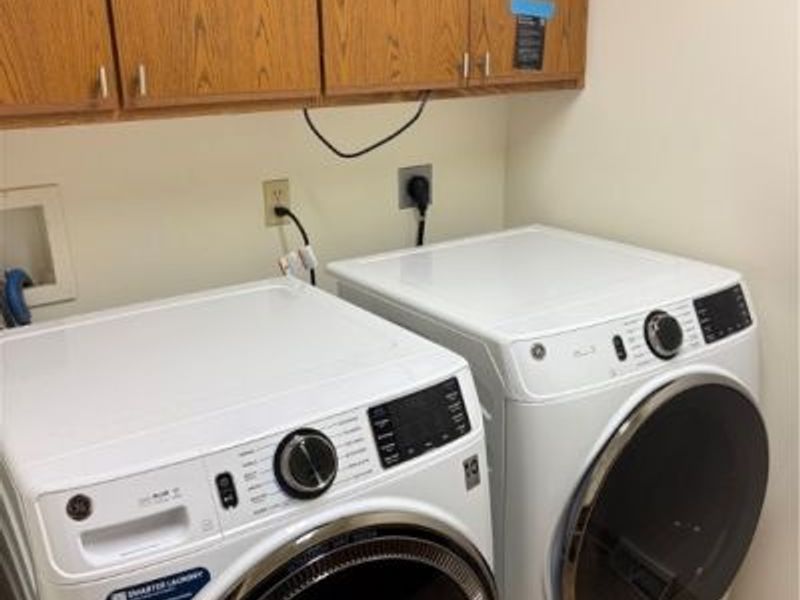 6695 Clingan Road, Unit 24, Poland, OH 44514 Photo 10