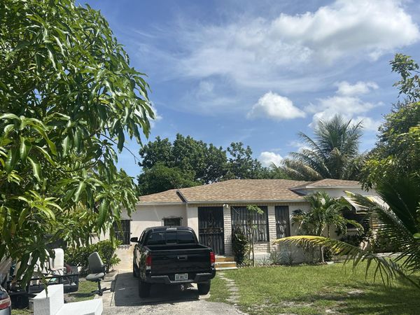 565 NW 143rd Street, Miami, FL 33168