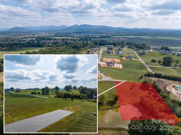 18 S Sweetwater Pond Road, Mills River, NC 28759