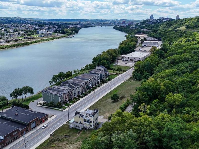 1932 Riverside Drive, Cincinnati, OH 45202 Photo 8