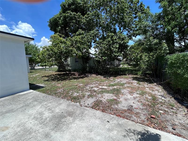 1835 NW 122nd Street, Miami, FL 33167 Photo