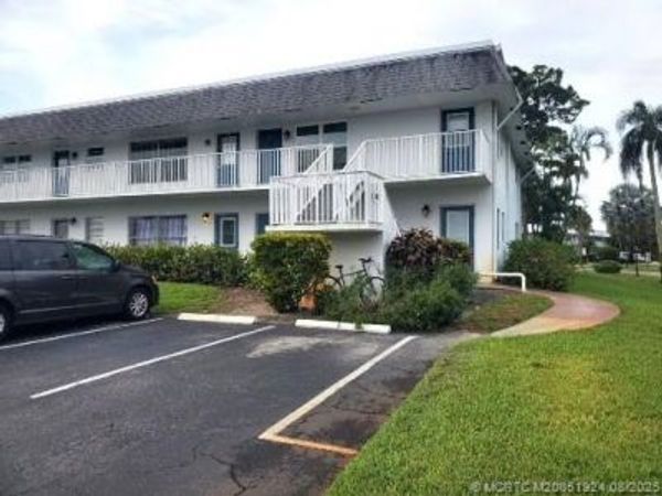2929 SE Ocean Boulevard, Unit 128-7, Stuart, FL 34996