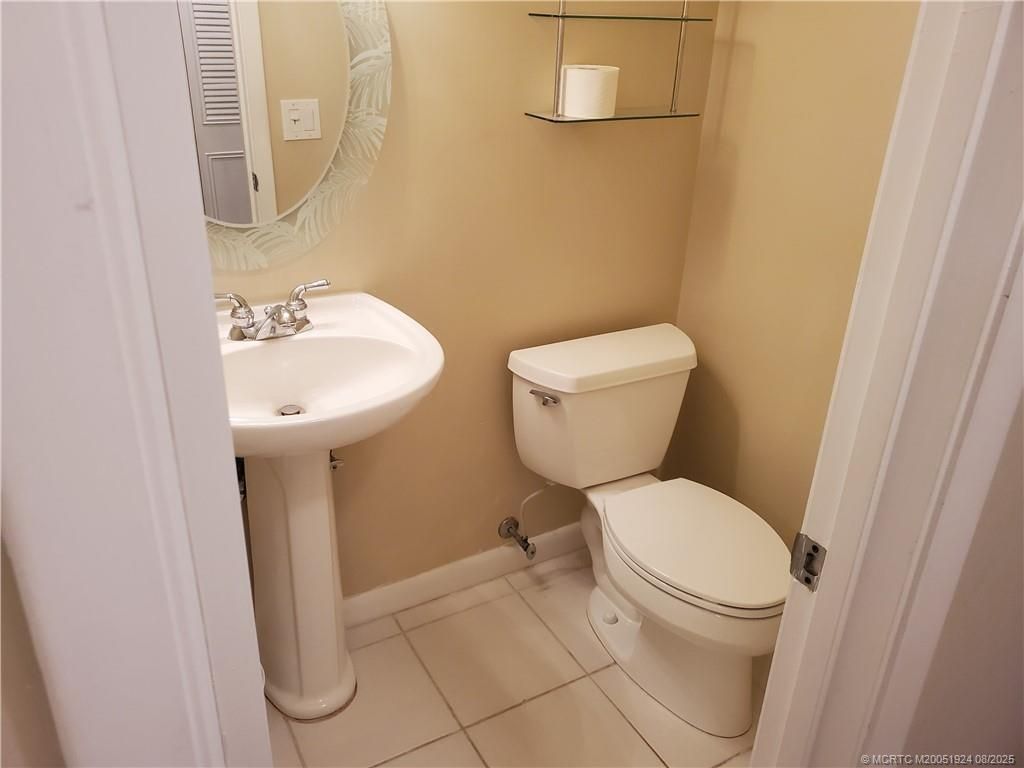 2929 SE Ocean Boulevard, Unit 128-7, Stuart, FL 34996 Photo