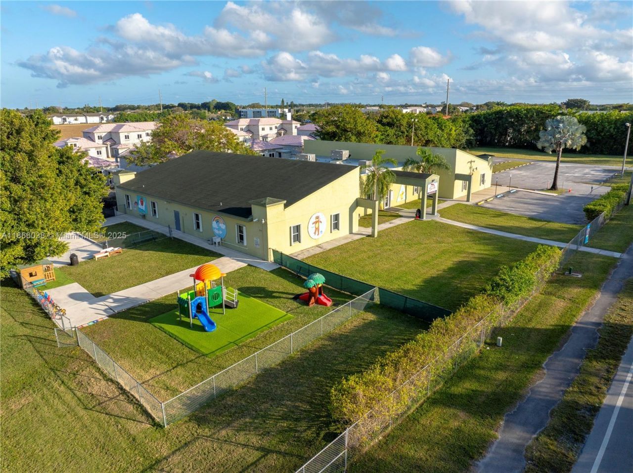 1200 NE 8th St, Homestead, FL 33033 Photo