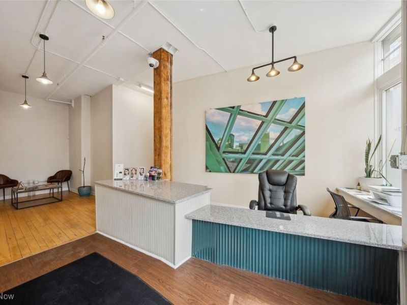 2220 Superior Viaduct, Cleveland, OH 44113 Photo 4