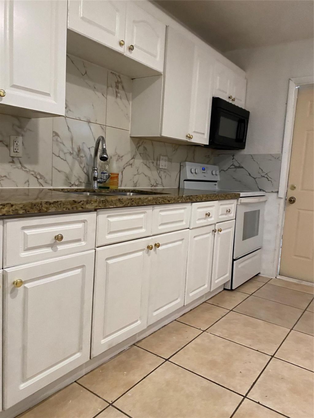 1735 SW 44th Terrace, Fort Lauderdale, FL 33317 Photo