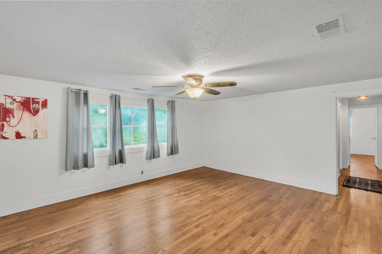 1507 Sumner Avenue Photo 4