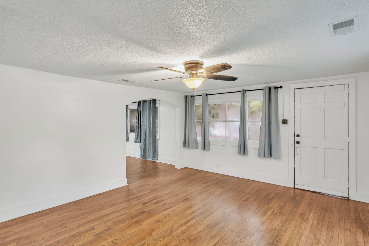 1507 Sumner Avenue Photo 6