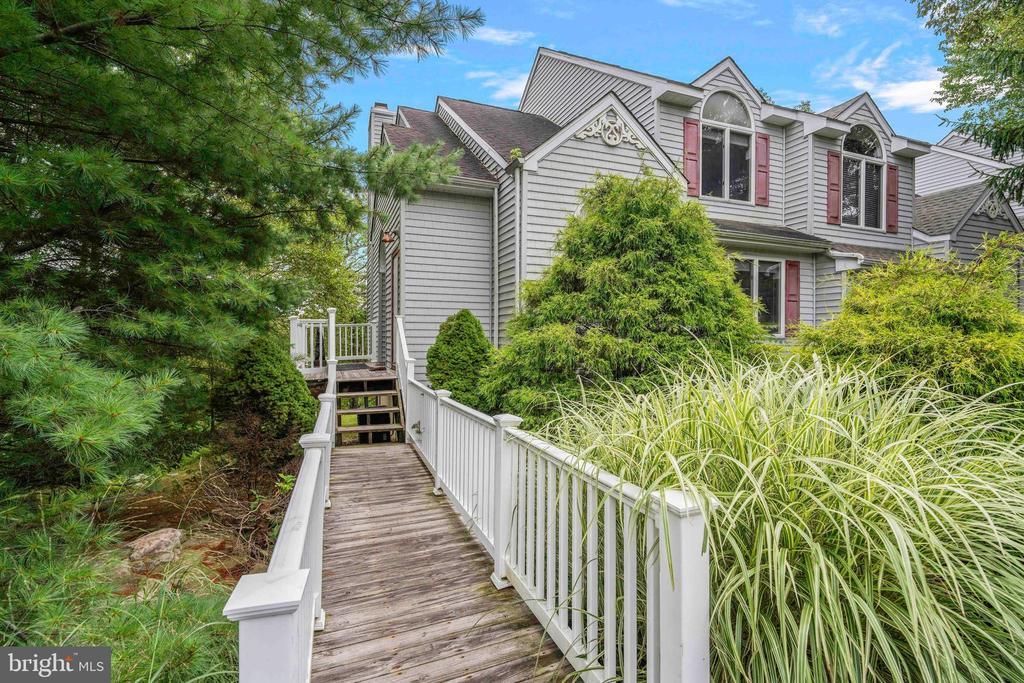 164 Laurelwoods Drive, Lake Harmony, PA 18624 Main Photo