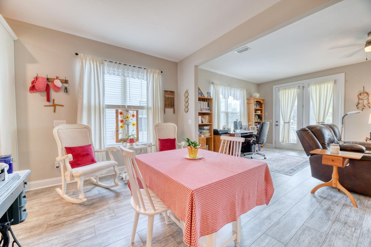 344 Seaside Trail Photo 15