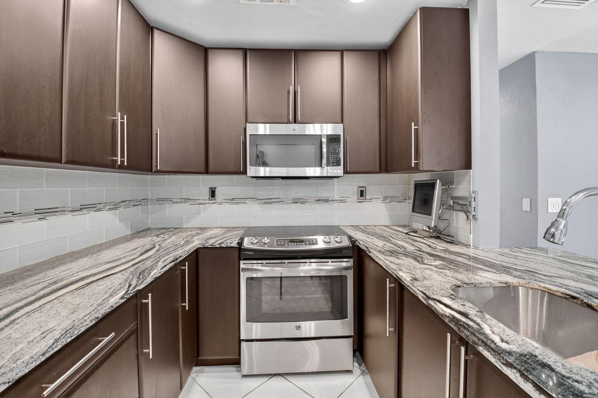 624 Flanders M, Delray Beach, FL 33484 Photo