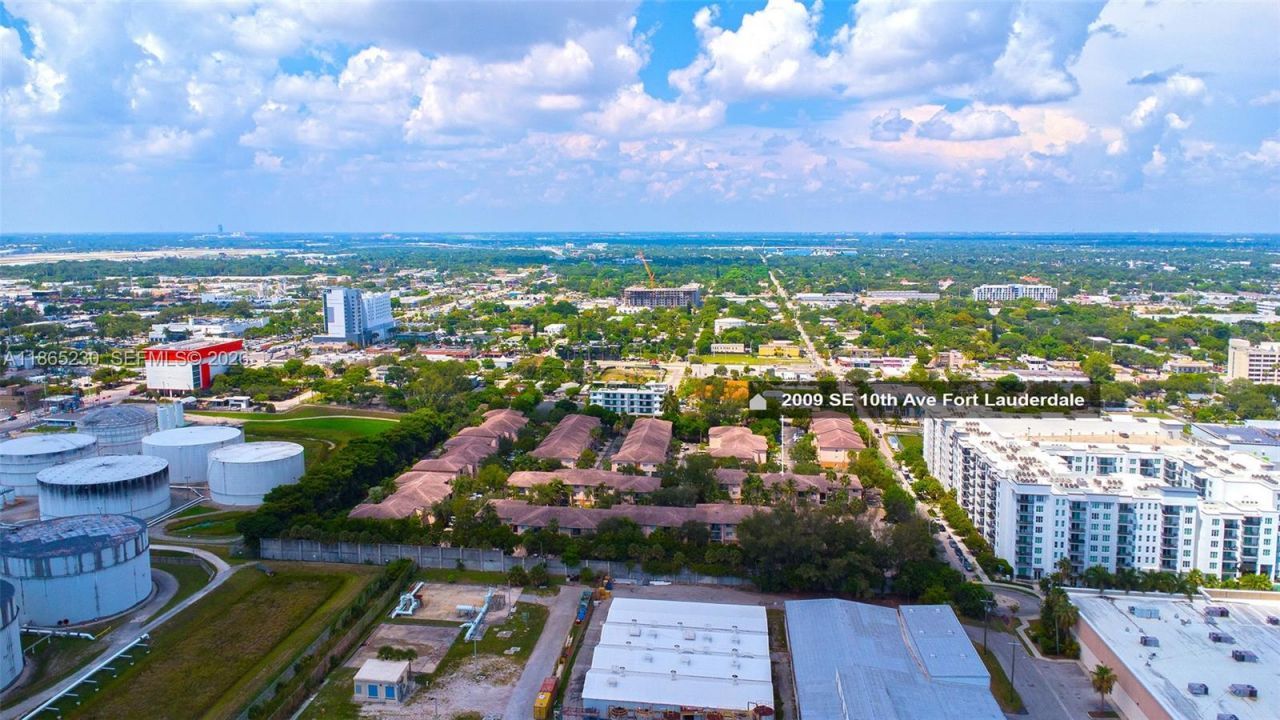 2009 SE 10th Ave, Unit 322, Fort Lauderdale, FL 33316 Photo