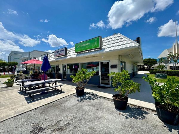 Asian Restaurant With Terrace For Sale Near Dadela, Kendall, FL 33156