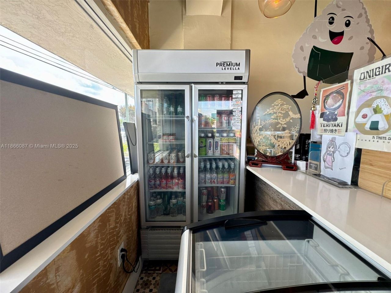 Asian Restaurant With Terrace For Sale Near Dadela, Kendall, FL 33156 Photo