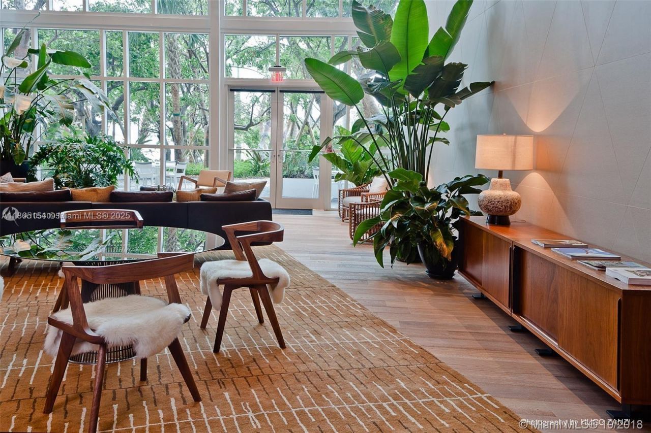 2020 N Bayshore Dr, Unit 1006, Miami, FL 33137 Photo