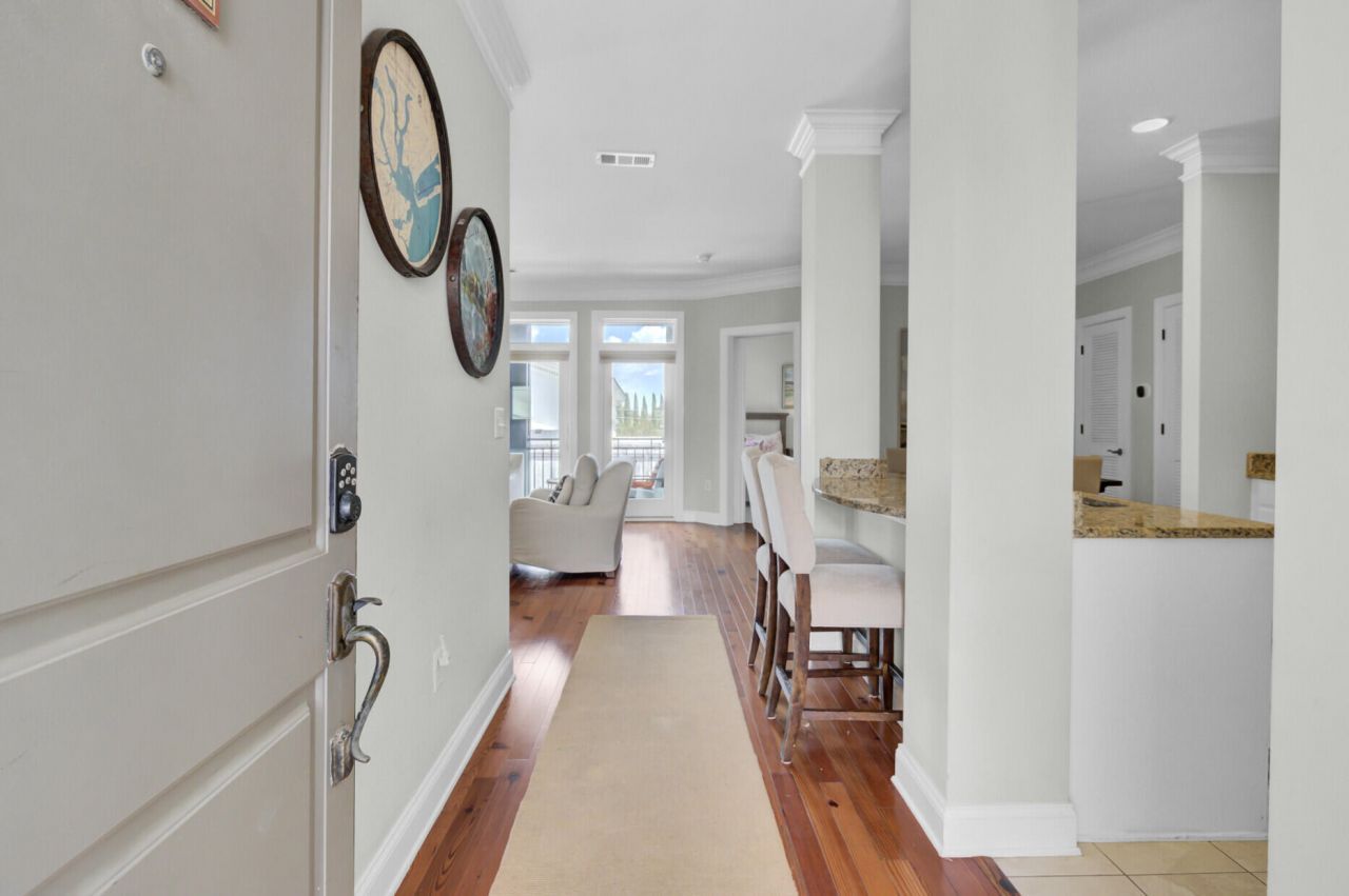 76 Society Street Photo 10