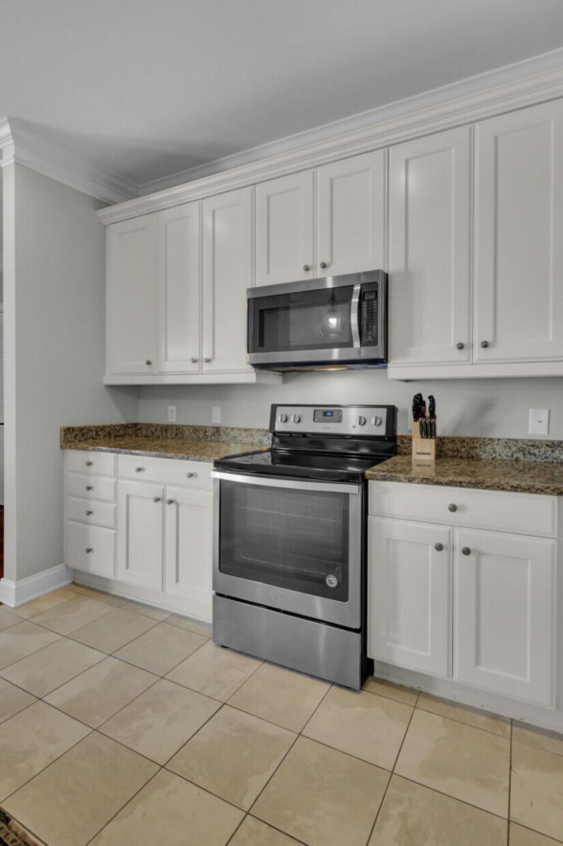 76 Society Street Photo 19