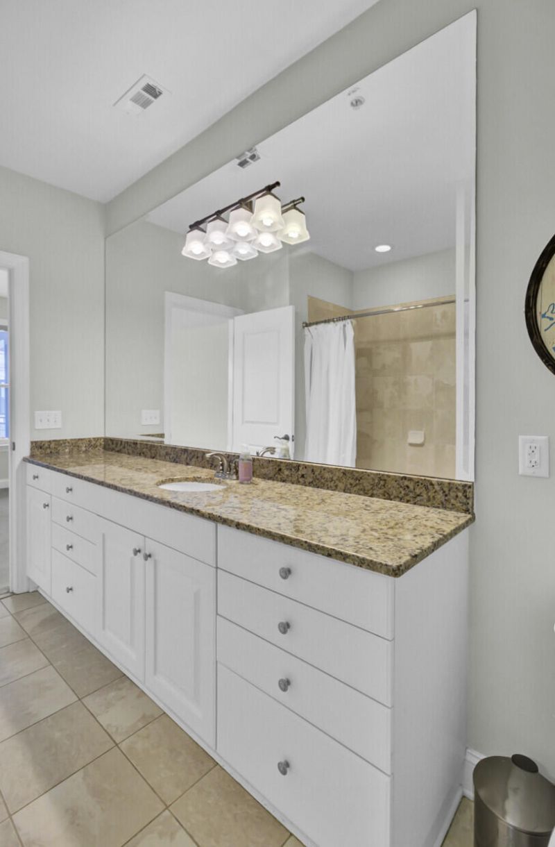 76 Society Street Photo 27