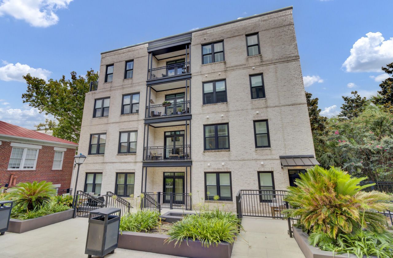 76 Society Street Photo 3