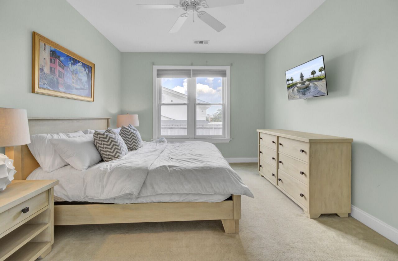 76 Society Street Photo 32