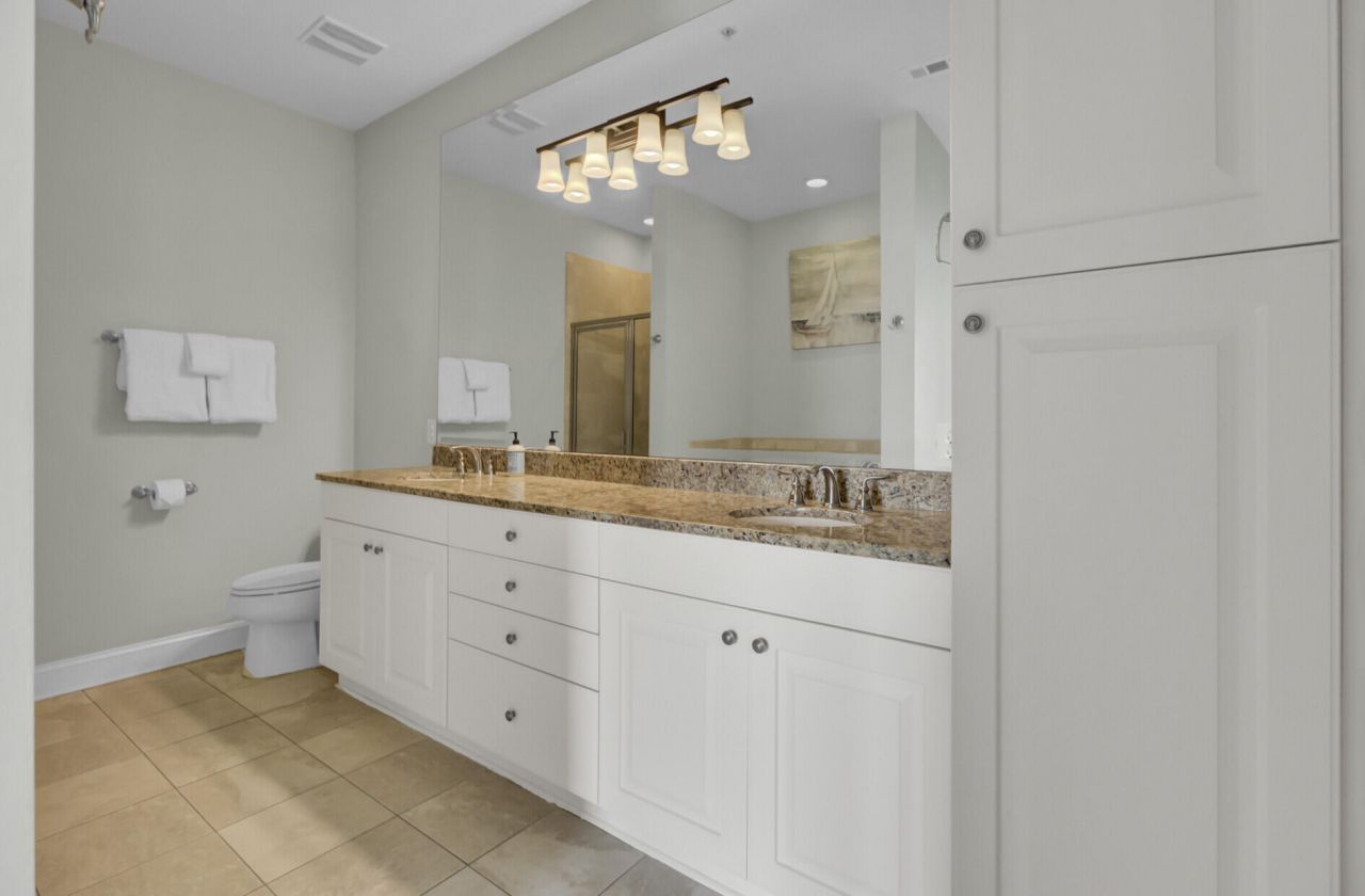 76 Society Street Photo 33