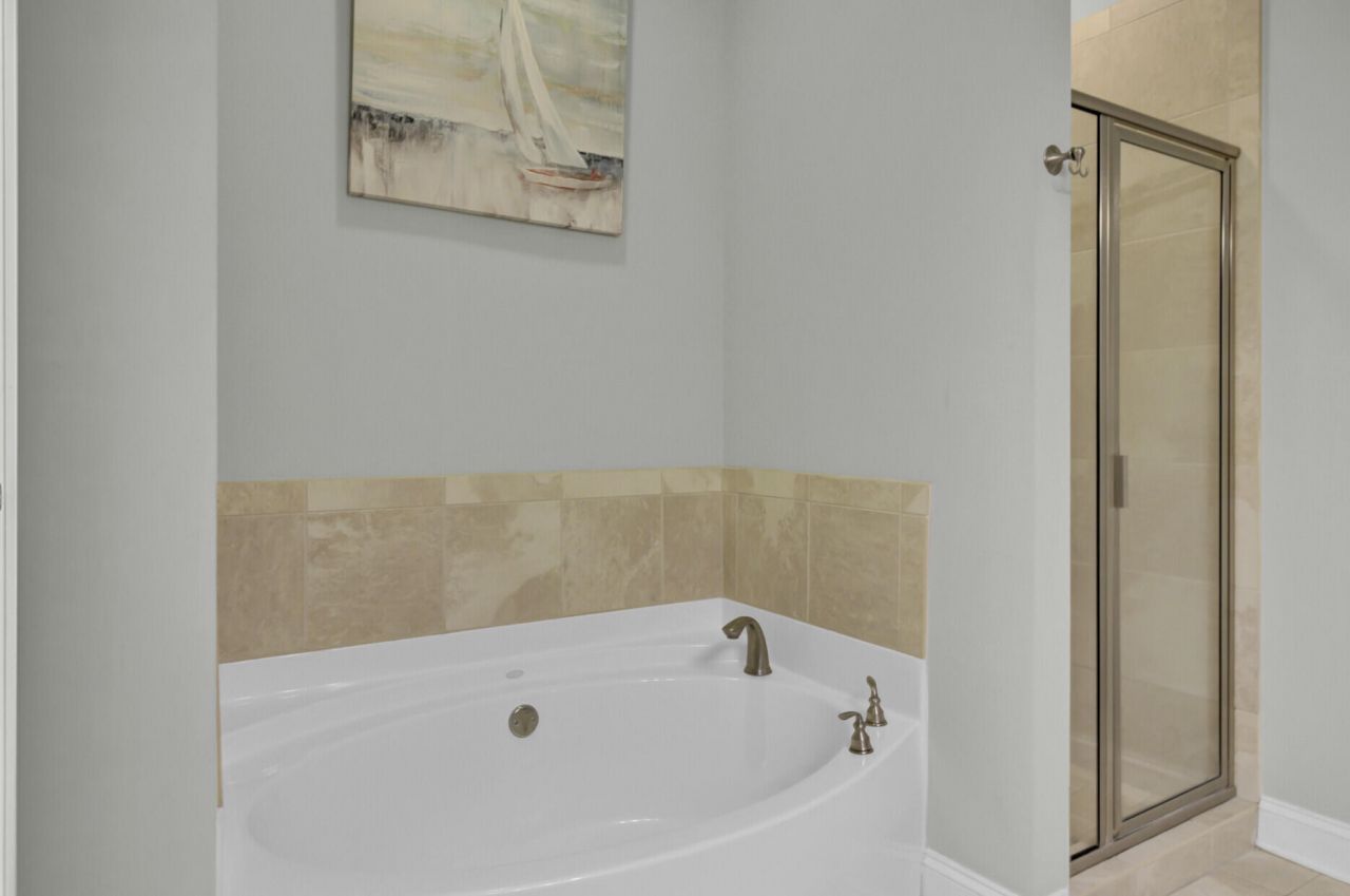 76 Society Street Photo 36