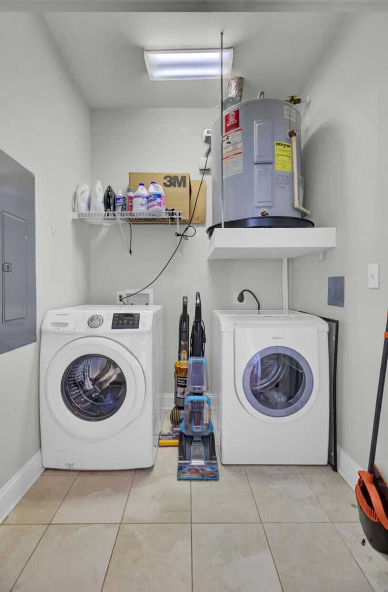 76 Society Street Photo 38