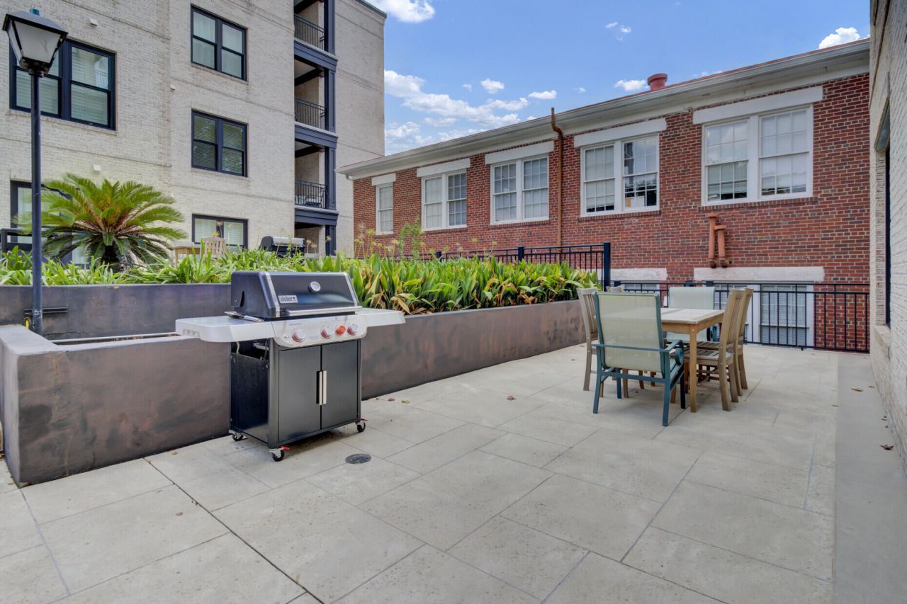 76 Society Street Photo 46