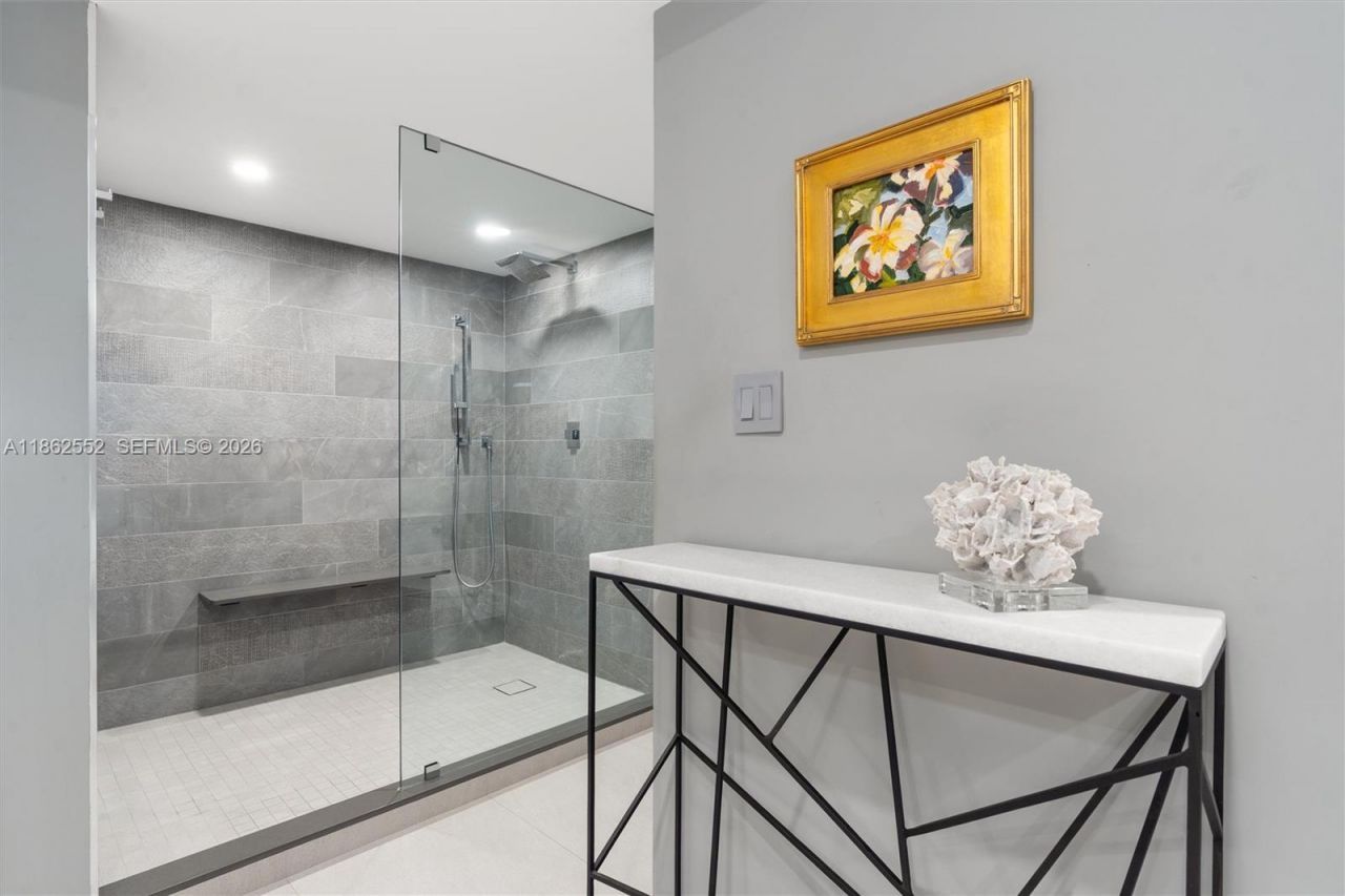 2100 S Ocean Ln, Unit 506, Fort Lauderdale, FL 33316 Photo