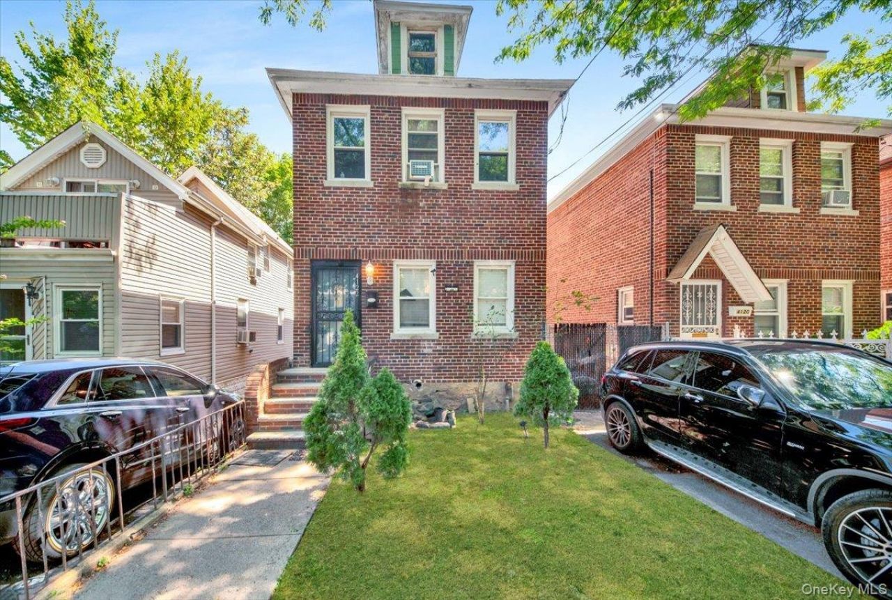 4122 Wickham Avenue, Bronx, NY 10466 Main Photo