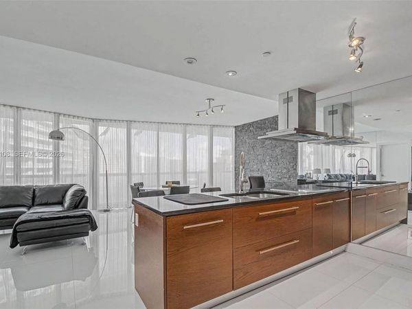 495 Brickell Ave, Unit 3504, Miami, FL 33131