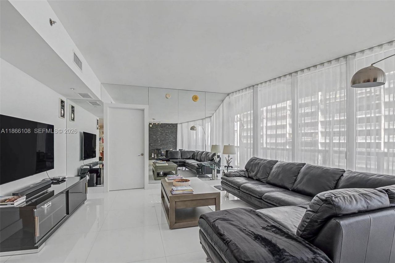 495 Brickell Ave, Unit 3504, Miami, FL 33131 Photo