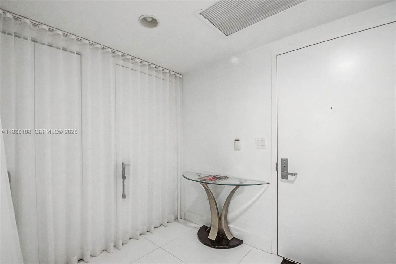 495 Brickell Ave, Unit 3504, Miami, FL 33131 Photo