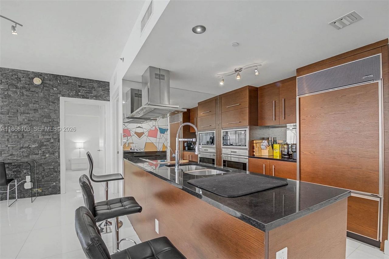 495 Brickell Ave, Unit 3504, Miami, FL 33131 Photo