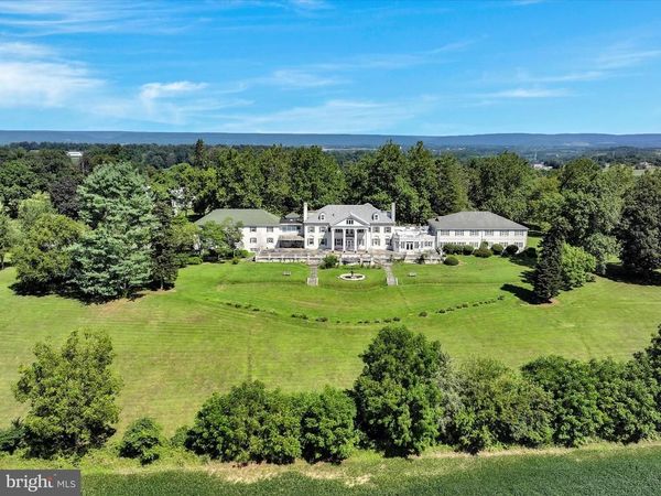 200 KAUFFMAN ROAD, ANNVILLE, PA 17003