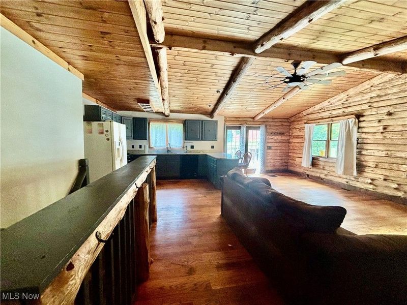 13790 Aquilla Road, Burton, OH 44021 Photo 5