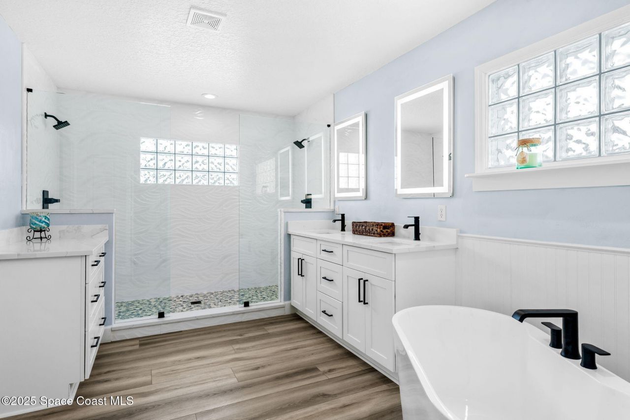 5055 Ocean Beach Boulevard, Cocoa Beach, FL 32931 Photo