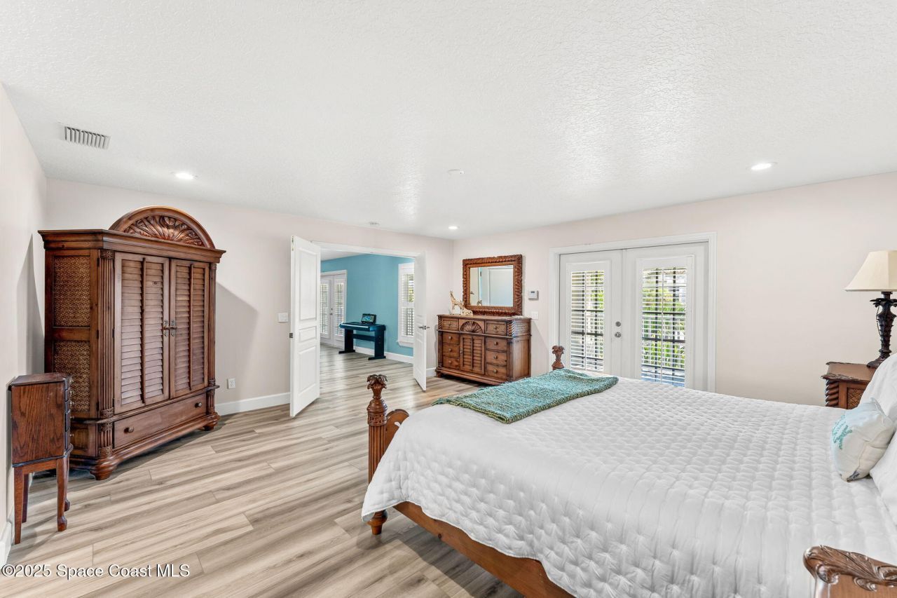 5055 Ocean Beach Boulevard, Cocoa Beach, FL 32931 Photo