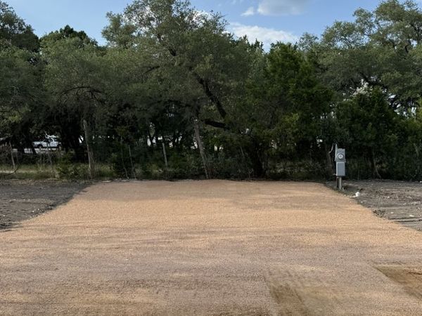 8894 FM 1283, Lakehills, TX 78063