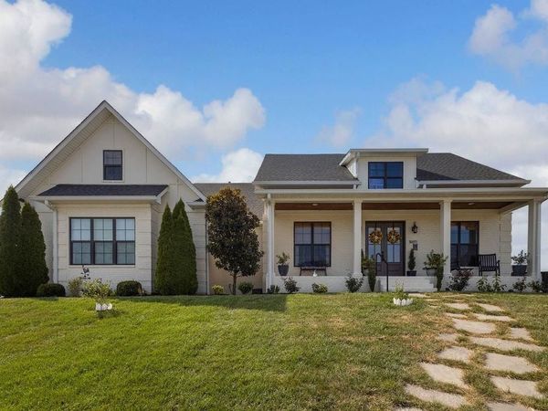 8691 Drakes Boulevard, Bowling Green, KY 42122