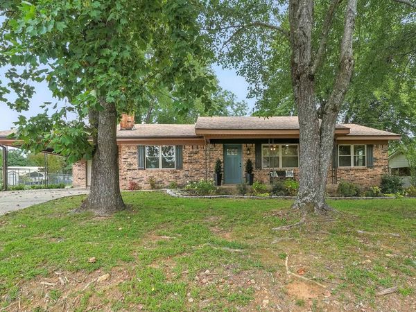 211 Adams street N, Mena, AR 71953