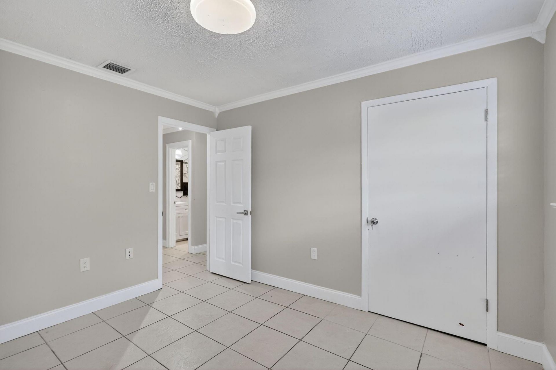 143 SW Grove Ave, Port Saint Lucie, FL 34983 Photo