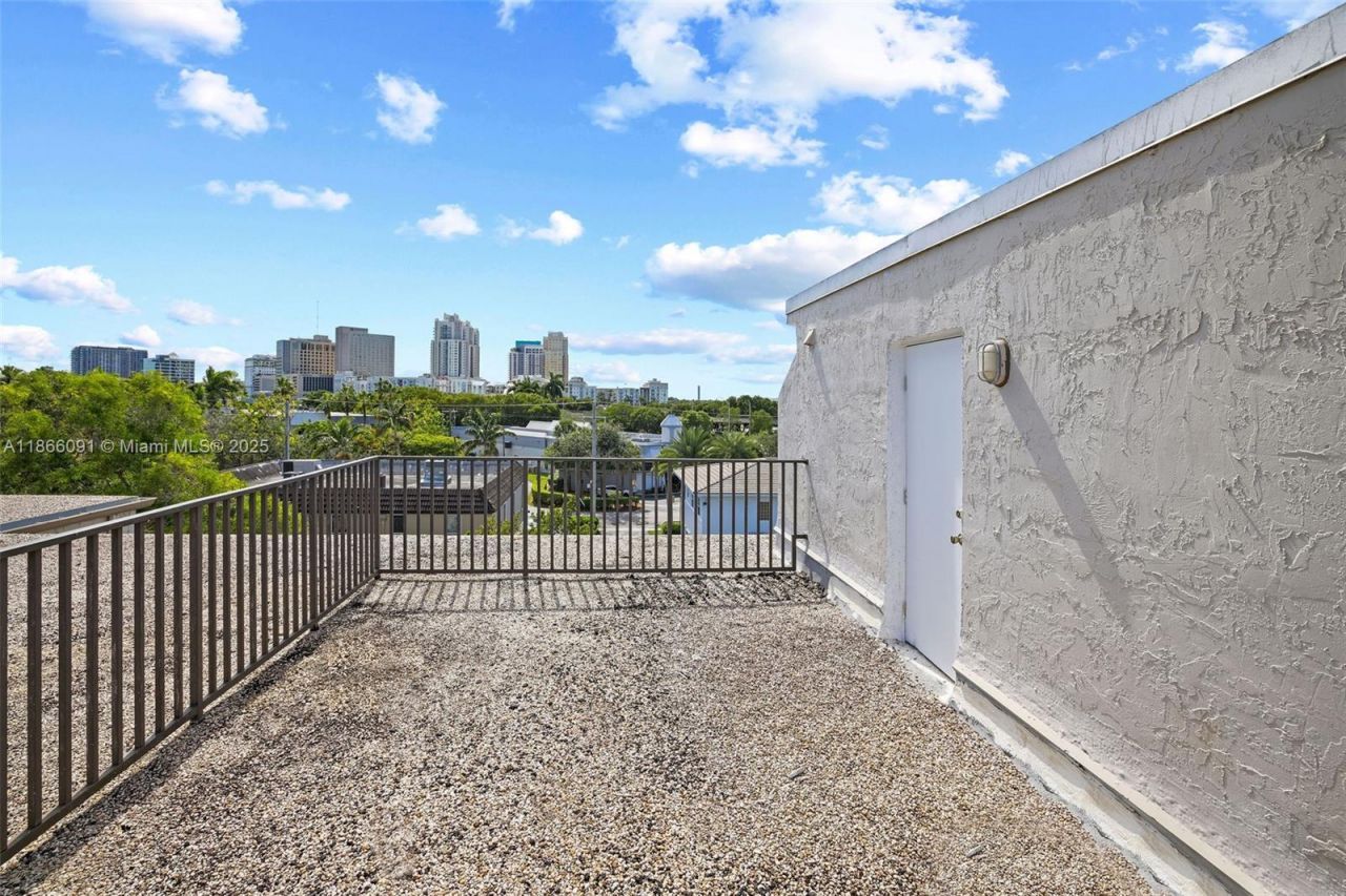 6900 N Kendall Dr, Unit A405, Pinecrest, FL 33156 Photo