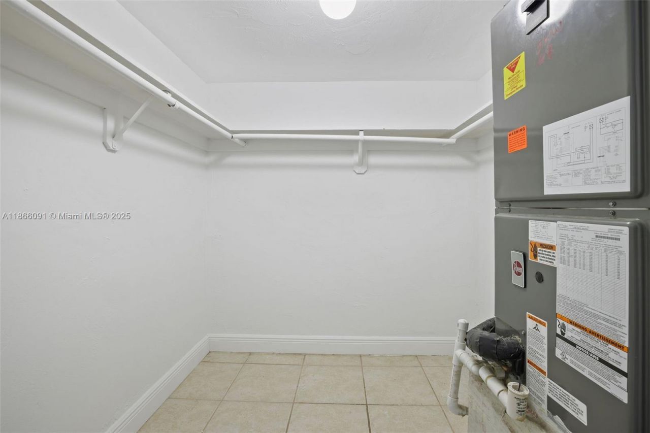 6900 N Kendall Dr, Unit A405, Pinecrest, FL 33156 Photo