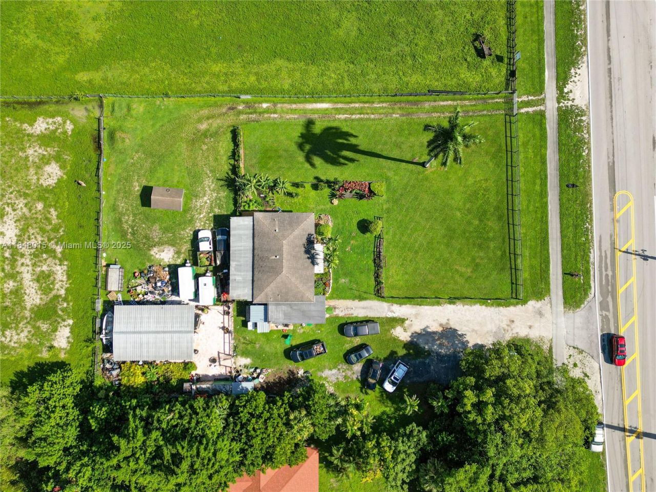 1921 SW 112th Ave, Davie, FL 33325 Photo